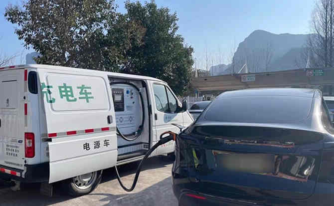 息县汽车搭电